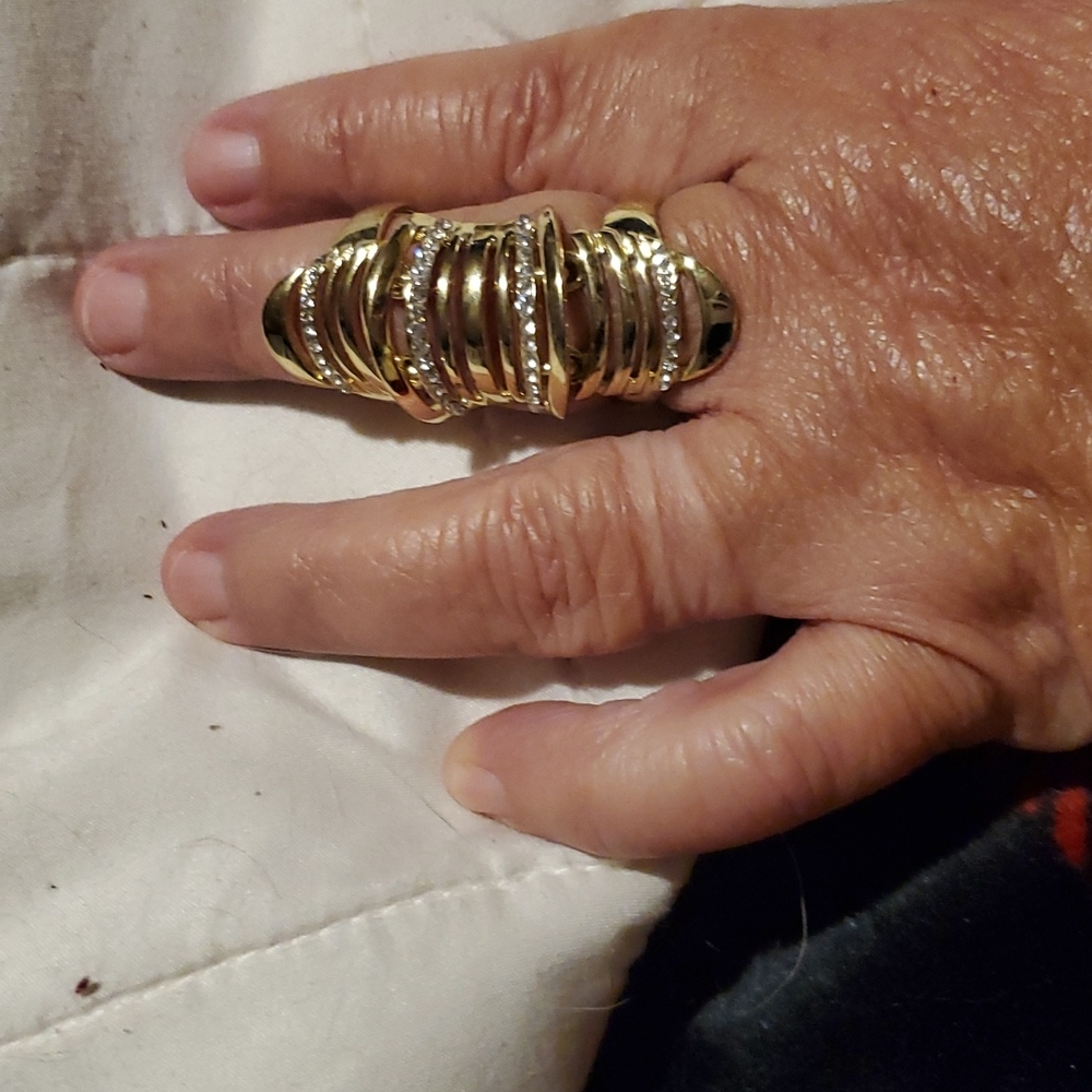 Double knuckle  ring